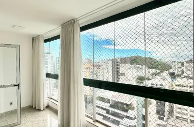 Apartamento na praia do canto, 3 quartos, suíte, 2 vagas, andar alto.