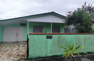 Casa com 3 quartos à venda na Avenida Paranaguá, 68, Balneário Gaivotas, Matinhos