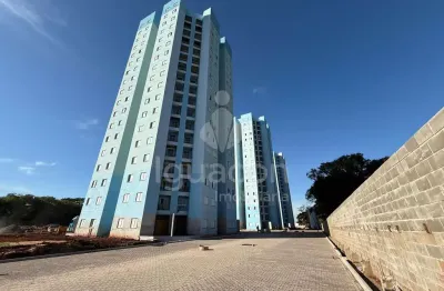 Apartamento com 02 dormitórios e varanda grill no waterfalls club residence