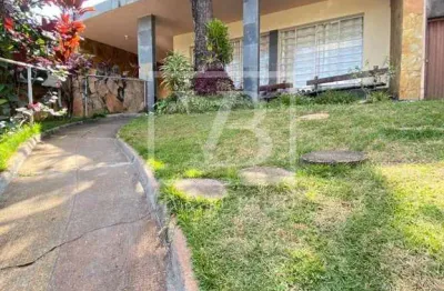 Casa com 3 quartos sendo 2 suítes no centro de betim -mg