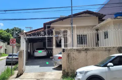Casa com 3 quartos à venda no Centro, Betim 