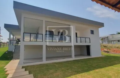 Belíssima casa à venda no condomínio serra verde, igarapé - mg