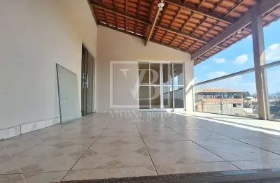 Casa para aluguel e venda,4 quartos sendo 1 suíte, banheiro, sala, cozinha, área de serviço, garagem