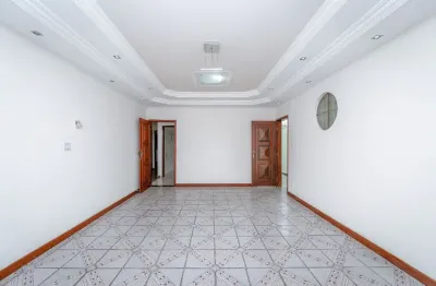 Casa com 3 quartos à venda na Rua Carangola, 560, Democrata, Juiz de Fora