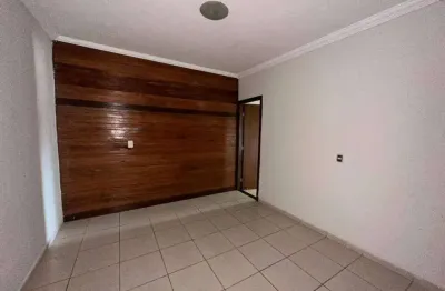 Casa com 2 quartos para alugar no Centro, Sarzedo 