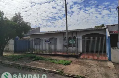Casa com 3 quartos à venda por r$ 380000.00, 234.69 m2 - parque das bandeiras - maringa/pr