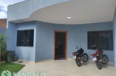 Casa com 2 quartos à venda por r$ 380000.00, 189.89 m2 - jardim vitoria - maringa/pr