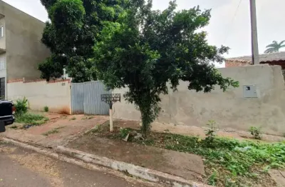 Casa com 3 quartos à venda na Rua Rio Jaguaribe, 2000, Conjunto Residencial Branca Vieira, Maringá