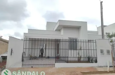 Casa com 2 quartos à venda por R$ 300000.00, 75.43 m2 - JARDIM NOVA INDEPENDENCIA - SARANDI/PR