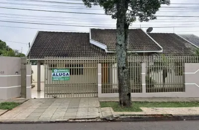 Casa com 3 quartos para alugar por r$ 3200.00, 122.47 m2 - jardim paris - maringa/pr