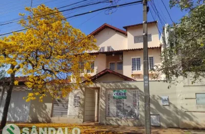Casa com 4 quartos à venda por r$ 1300000.00, 240.00 m2 - jardim real - maringa/pr