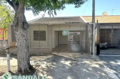 Casa com 3 quartos para alugar por r$ 2100.00, 490.00 m2 - jardim alvorada - maringa/pr