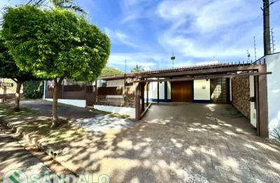Casa com 3 quartos à venda por r$ 1150000.00, 205.00 m2 - zona 05 - maringa/pr