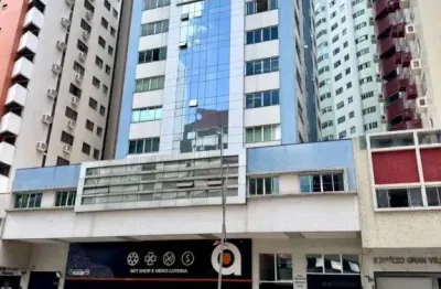 Sala comercial para alugar por r$ 3300.00, 0.00 m2 - zona 07 - maringa/pr