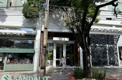 Apartamento com 3 quartos para alugar por R$ 3500.00, 82.28 m2 - ZONA ARMAZEM - MARINGA/PR