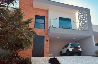 Casa sobrado à venda no condomínio le village, em valinhos / sp