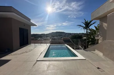 Sitecasa térrea recém-construída à venda no condomínio le village, em valinhos - sp