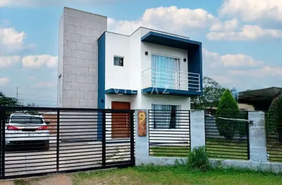 Sobrado com pátio amplo em palhocinha – garopaba/sc