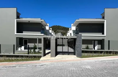 Casa 2 suítes no residencial orion, jardim panorâmico garopaba