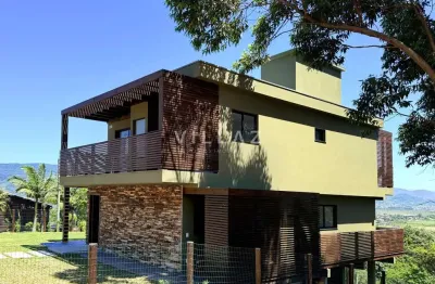 Casa nova com vista pra lagoa com 3 dormitórios praia da ferrugem - garopaba/sc