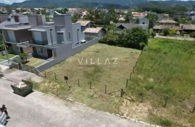 Terreno plano e financiável no panorâmico — pronto para construir