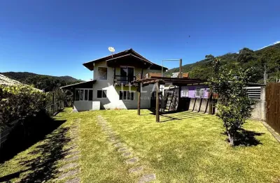 Casa com 3 quartos à venda na Servidão Pmg 848, S N, Macacu, Garopaba