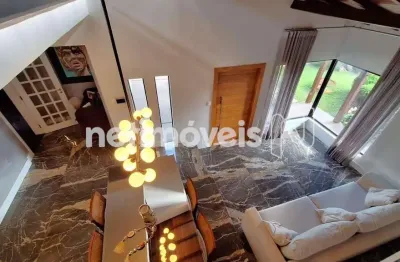 Casa com 3 quartos à venda na Rua Mackenzie, Jardim Canadá, Nova Lima
