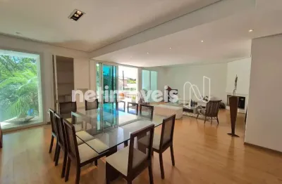 Casa em condomínio fechado com 4 quartos para alugar na Alameda Serra do Mar, Vila Del Rey, Nova Lima