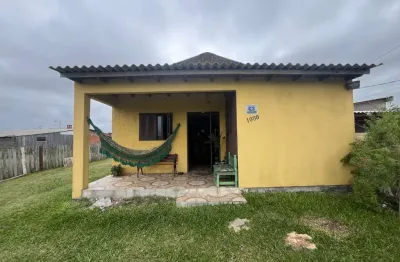 Casa com 2 quartos à venda na Rua Nossa Senhora Aparecida, 1080, Chico Mendes, Cidreira