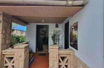 Casa com 2 quartos à venda na rua cayowaá, 145, perdizes, são paulo, 140 m2 por r$ 2.000.000