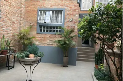 Casa com 2 quartos à venda na rua tanabi, 286, água branca, são paulo, 280 m2 por r$ 1.680.000