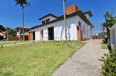 Casa em condomínio fechado com 5 quartos à venda na alameda das tulipas, 23, alphaville, santana de parnaíba, 620 m2 por r$ 4.000.000