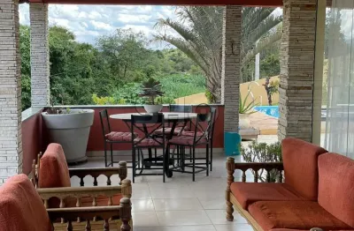 Casa com 3 quartos à venda na cravínias, 645, jardim estância brasil, atibaia, 314 m2 por r$ 1.300.000