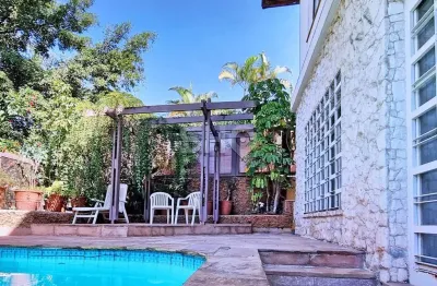 Casa com 6 quartos à venda na rua atibaia, 360, pacaembu, são paulo, 250 m2 por r$ 2.762.000