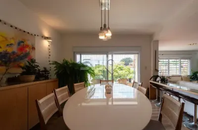 Casa com 3 quartos à venda na rua itaquera, 200, pacaembu, são paulo, 360 m2 por r$ 3.600.000