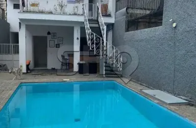 Casa com 4 quartos à venda na rua crasso, 196, água branca, são paulo, 250 m2 por r$ 2.200.000