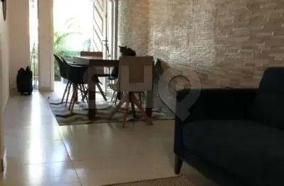 Casa com 3 quartos à venda na rua mota pais, 402, vila ipojuca, são paulo, 190 m2 por r$ 1.300.000