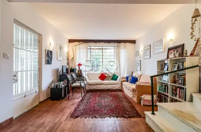 Casa com 3 quartos à venda na Rua Soledade, 82, Sumaré, São Paulo, 198 m2 por R$ 2.000.000