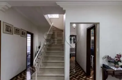 Casa com 4 quartos à venda na alameda dos araés, 1559, moema, são paulo, 230 m2 por r$ 1.900.000