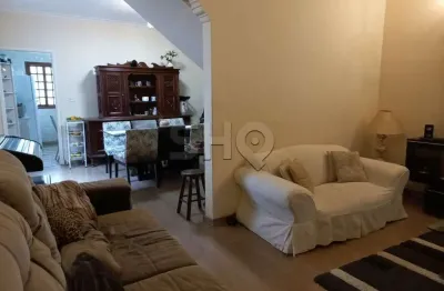 Casa com 3 quartos à venda na rua iperoig, 535, perdizes, são paulo, 183 m2 por r$ 1.380.000