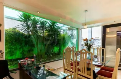 Casa com 3 quartos à venda na Rua Antonieta Altenfelder, 506, Jardim Guapira, São Paulo, 600 m2 por R$ 1.650.000