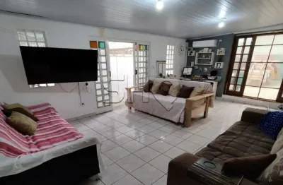 Casa com 4 quartos à venda na rua cônego ladeira, 148, vila mazzei, são paulo, 250 m2 por r$ 1.090.000