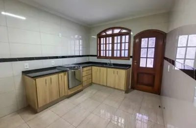 Casa para locação em jundiaí, poste, 3 dormitórios, 1 suíte, 3 banheiros, 2 vagas