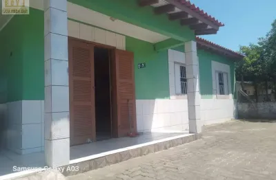 Casa para Venda em Cidreira, BAIRRO CENTRO, 3 dormitórios, 1 banheiro, 1 vaga