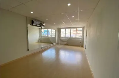 Sala comercial para alugar na Rua Carlos Weber, Vila Leopoldina, São Paulo