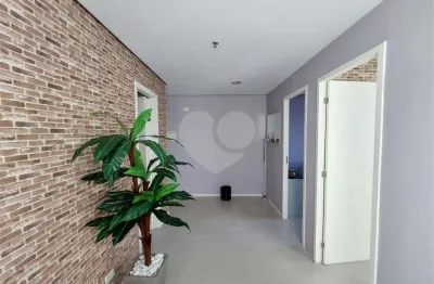 Sala comercial à venda na Rua Clélia, Lapa, São Paulo