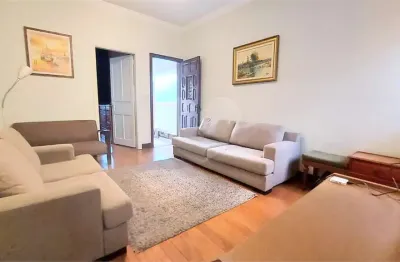 Casa com 3 quartos à venda na Rua Dom João V, Lapa, São Paulo