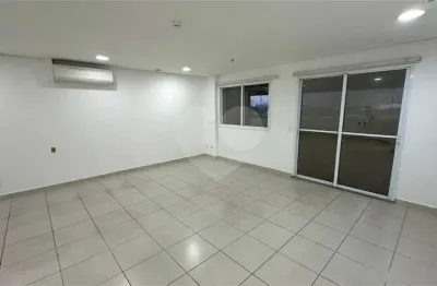 Sala comercial para alugar na Avenida Queiroz Filho, Vila Leopoldina, São Paulo