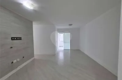 Apartamento com 3 quartos à venda em Alto da Lapa, São Paulo 