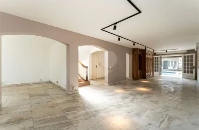 Casa com 4 quartos à venda na Rua Saldanha da Gama, Lapa, São Paulo